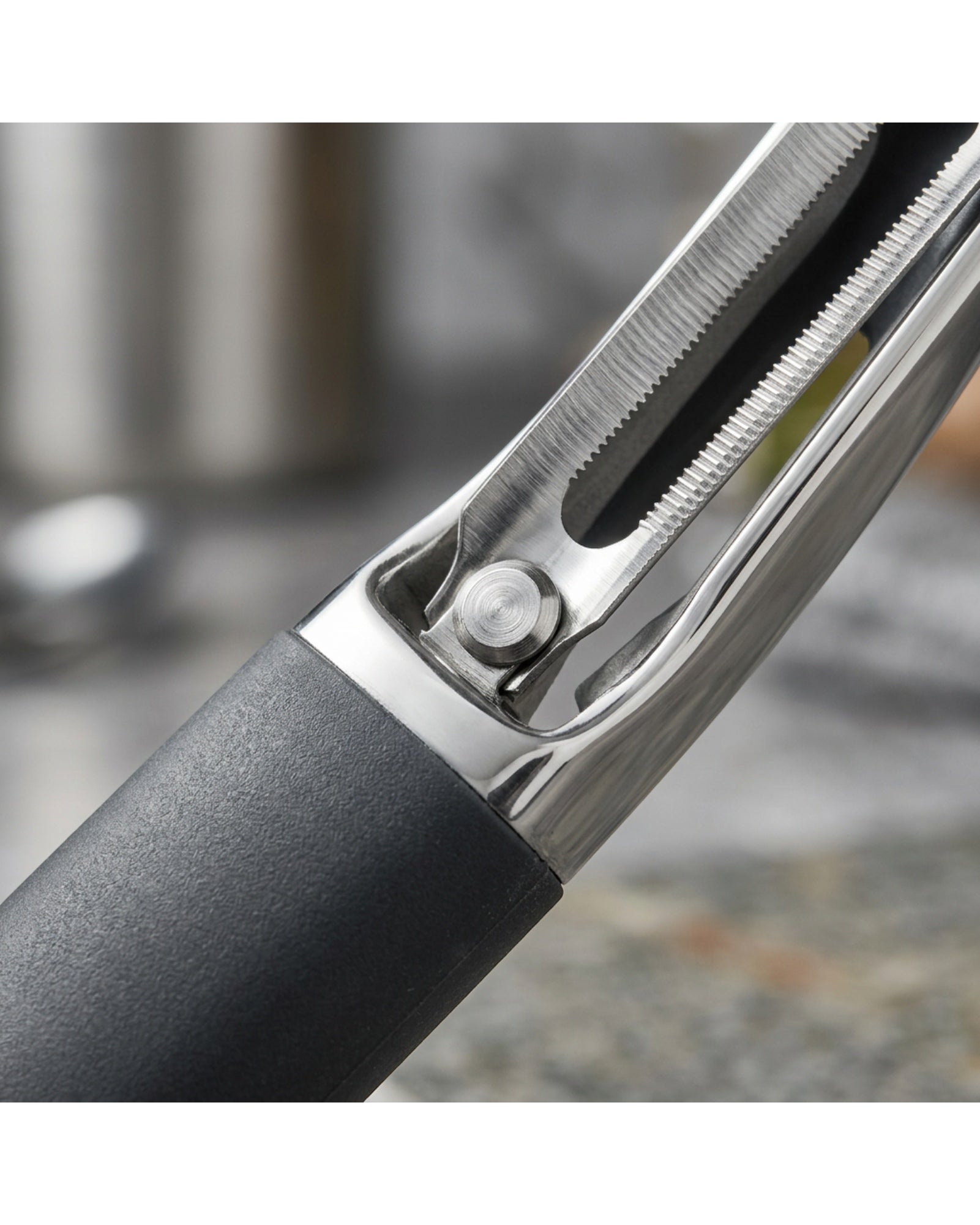 Zefo Stainless Steel Serrated Soft-Skin Peeler 18 cm Charcoal Grip - Detail view